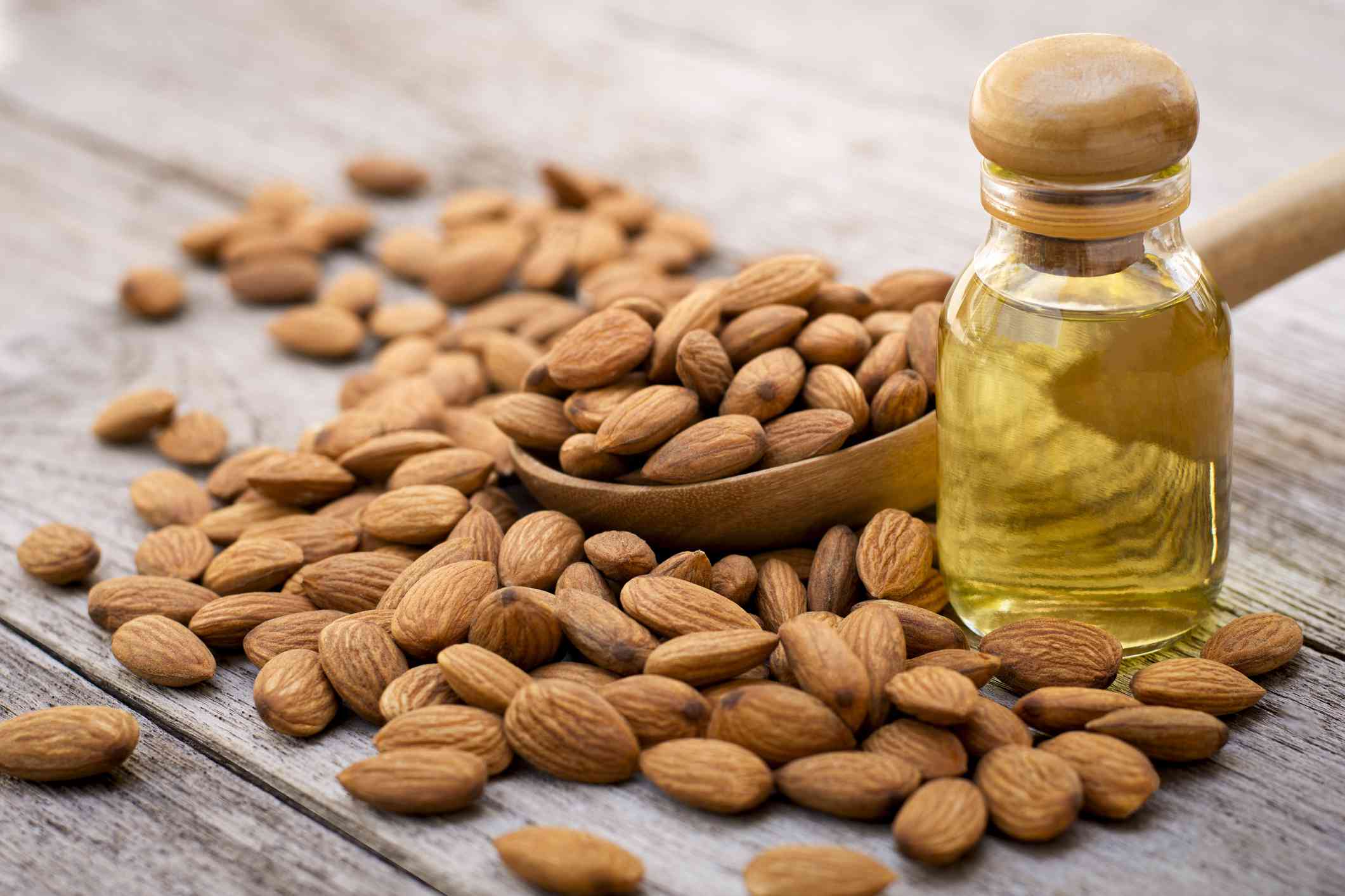 Almond Oil – The Secret to Natural Beauty & Wellness 🌟